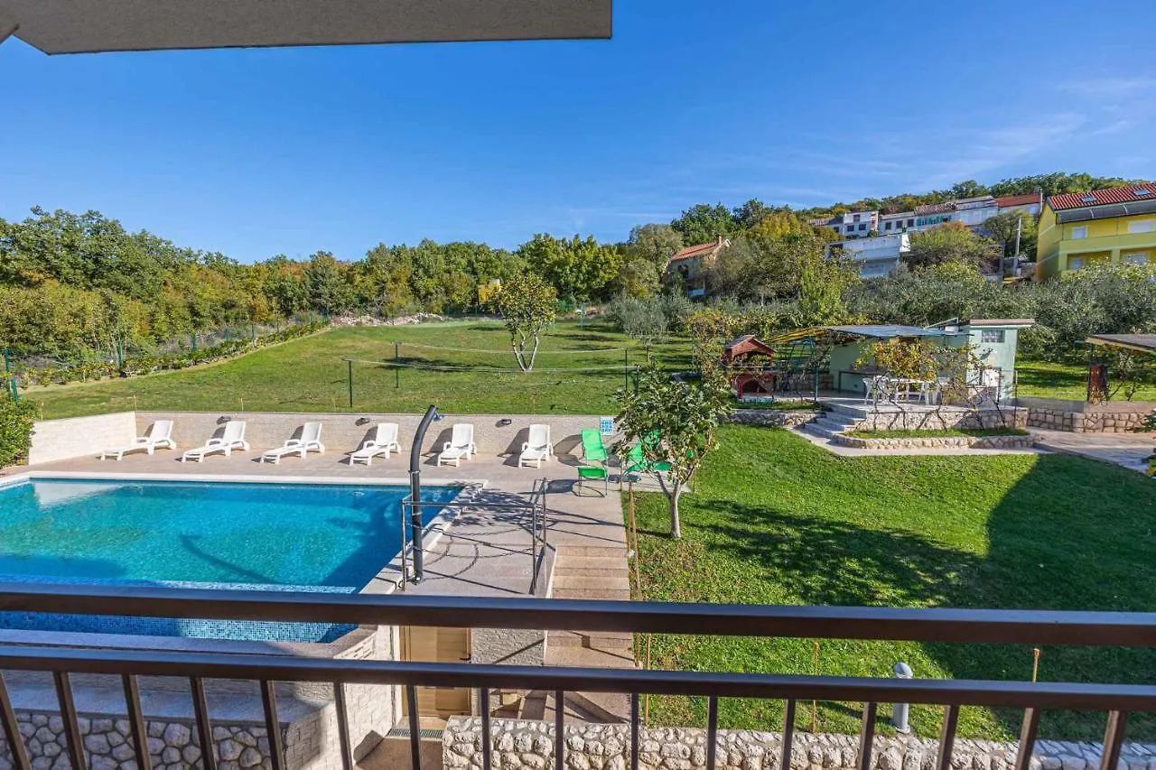 Apartments In Crikvenica 43070 Croatia